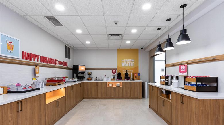 <b>Hampton Inn & Stes Tampa - Wesley Chapel Restaurant</b>. Images powered by <a href="https://iceportal.shijigroup.com/" title="IcePortal" target="_blank">IcePortal</a>.