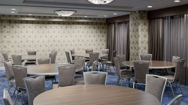 <b>Hampton Inn & Suites Ybor City/Downtown Meeting</b>. Images powered by <a href="https://iceportal.shijigroup.com/" title="IcePortal" target="_blank">IcePortal</a>.