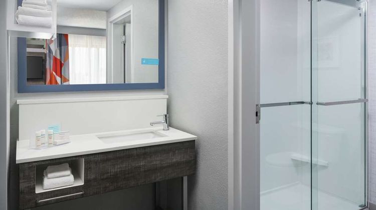 Hampton Inn & Suites Ybor City/Downtown Room