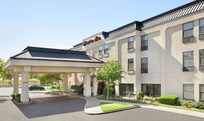 Hampton Inn Tracy Exterior