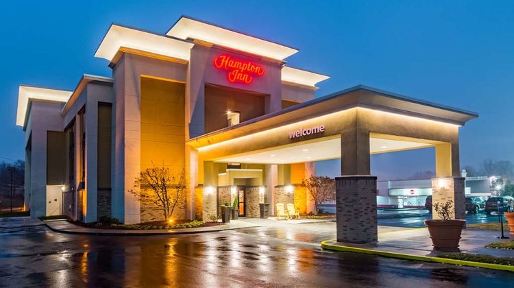 Hampton Inn Johnson City Exterior