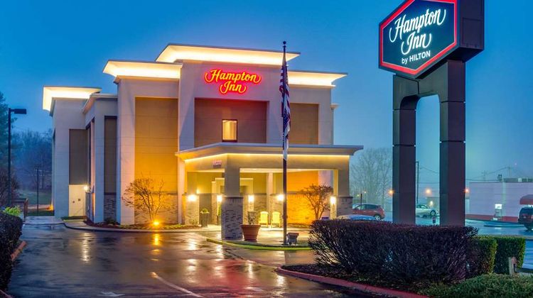 Hampton Inn Johnson City Exterior