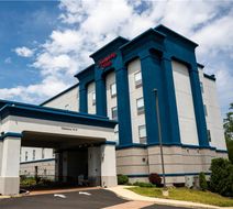 Hampton Inn Turnersville Exterior