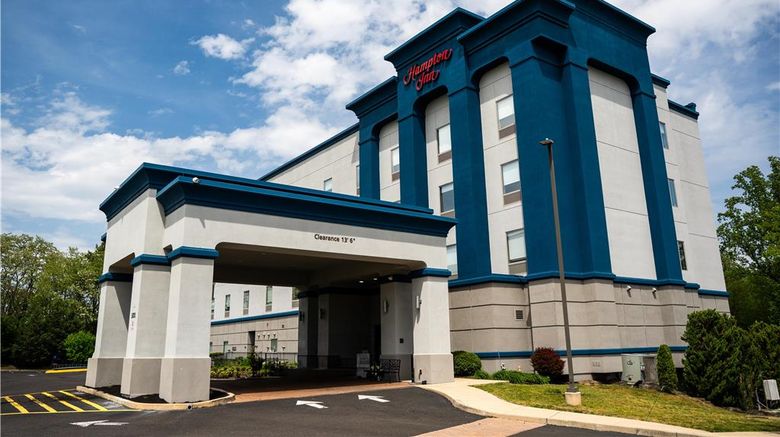 <b>Hampton Inn Turnersville Exterior</b>. Images powered by <a href="https://iceportal.shijigroup.com/" title="IcePortal" target="_blank">IcePortal</a>.