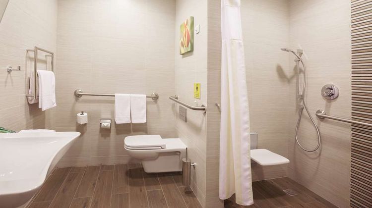 Hilton Garden Inn Astana Room