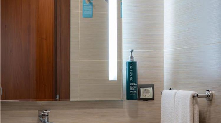 Hilton Garden Inn Astana Room