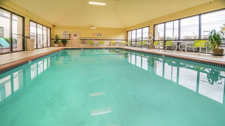 Hampton Inn Tulsa/Broken Arrow Pool