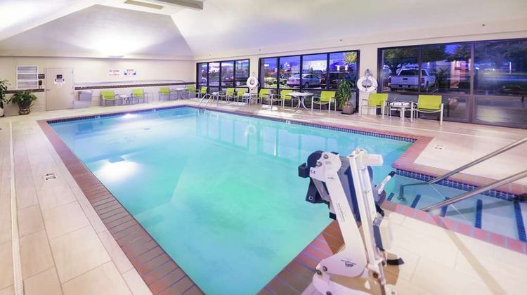 Hampton Inn Tulsa/Broken Arrow Pool