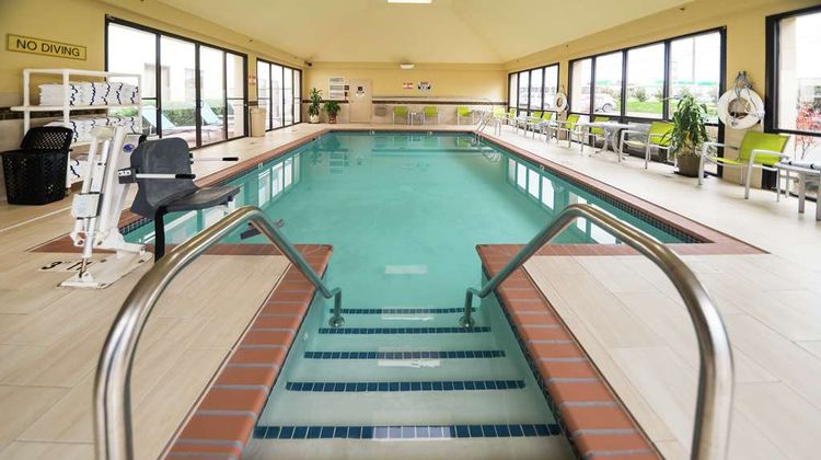 Hampton Inn Tulsa/Broken Arrow Pool