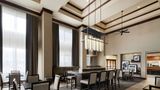<b>Hampton Inn & Suites-Tulsa South/Bixby Lobby</b>. Images powered by <a href="https://iceportal.shijigroup.com/" title="IcePortal" target="_blank">IcePortal</a>.