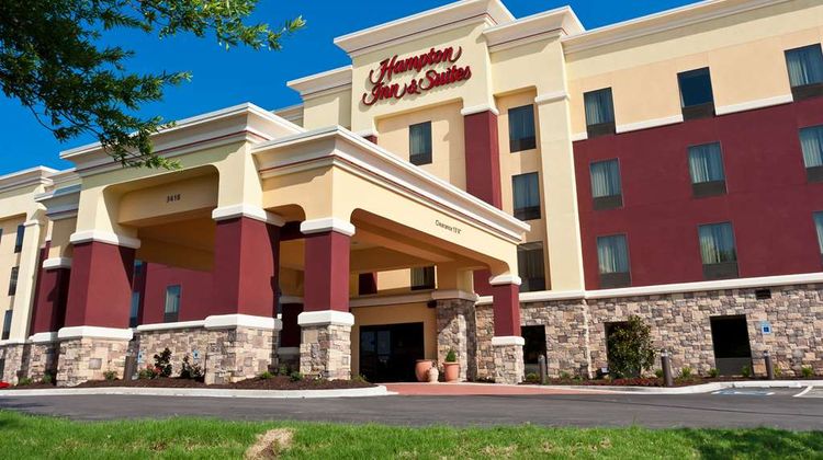 Hampton Inn & Suites-Tulsa/Central Exterior