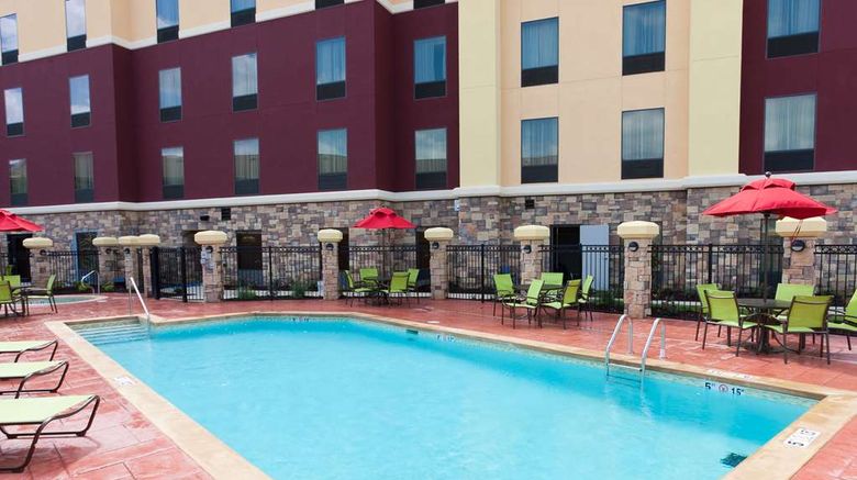 <b>Hampton Inn & Suites-Tulsa/Central Pool</b>. Images powered by <a href="https://iceportal.shijigroup.com/" title="IcePortal" target="_blank">IcePortal</a>.