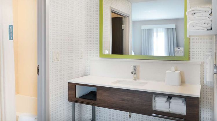 Hampton Inn & Suites-Tulsa/Central Room