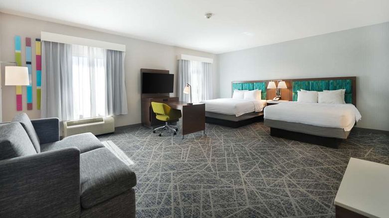 <b>Hampton Inn & Suites-Tulsa/Central Room</b>. Images powered by <a href="https://iceportal.shijigroup.com/" title="IcePortal" target="_blank">IcePortal</a>.