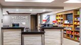 <b>Hampton Inn & Suites Lobby</b>. Images powered by <a href="https://iceportal.shijigroup.com/" title="IcePortal" target="_blank">IcePortal</a>.