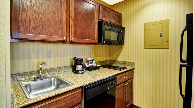 Homewood Suites by Hilton Tulsa South Room