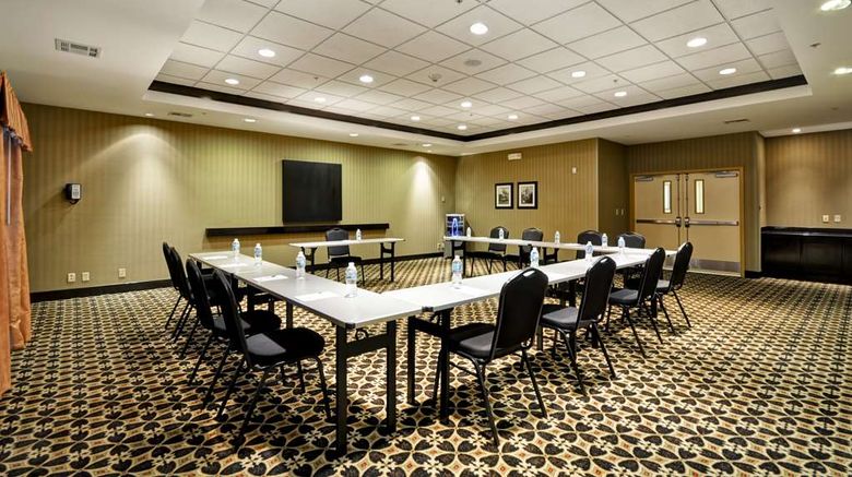 <b>Homewood Suites by Hilton Tulsa South Meeting</b>. Images powered by <a href="https://iceportal.shijigroup.com/" title="IcePortal" target="_blank">IcePortal</a>.
