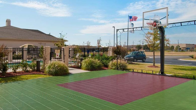 <b>Homewood Suites by Hilton Tulsa South Recreation</b>. Images powered by <a href="https://iceportal.shijigroup.com/" title="IcePortal" target="_blank">IcePortal</a>.