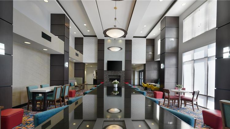 Hampton Inn & Suites Tulsa/Hills Lobby