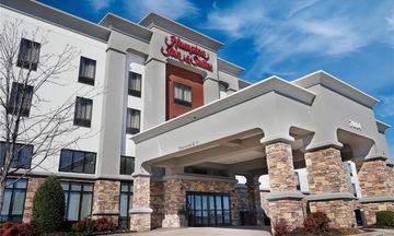 Hampton Inn & Suites Tulsa/Hills