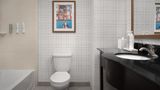 <b>Hampton Inn & Suites Tupelo/Barnes Cross Room</b>. Images powered by <a href="https://iceportal.shijigroup.com/" title="IcePortal" target="_blank">IcePortal</a>.