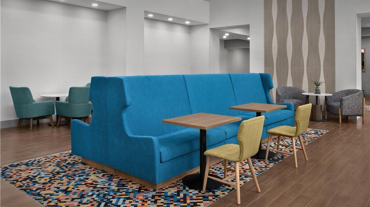 Hampton Inn & Suites Tupelo/Barnes Cross Lobby