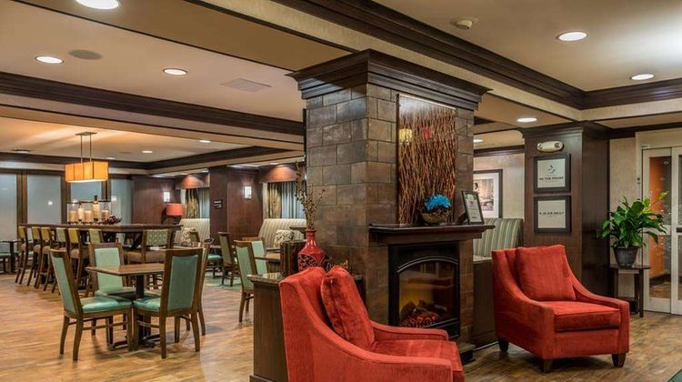 Hampton Inn New Albany Lobby