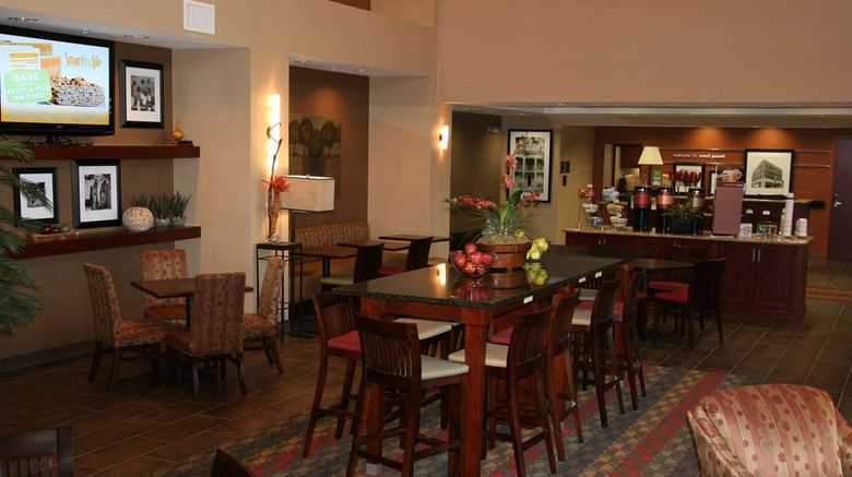 <b>Hampton Inn & Suites West Point Restaurant</b>. Images powered by <a href="https://iceportal.shijigroup.com/" title="IcePortal" target="_blank">IcePortal</a>.