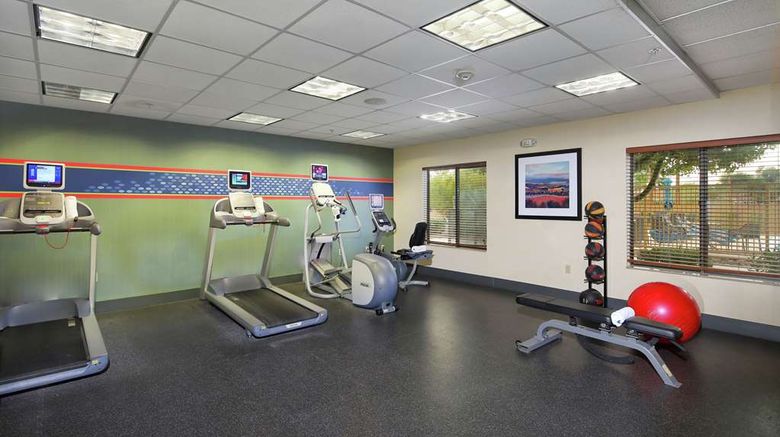 <b>Hampton Inn & Suites Tucson East Health</b>. Images powered by <a href="https://iceportal.shijigroup.com/" title="IcePortal" target="_blank">IcePortal</a>.