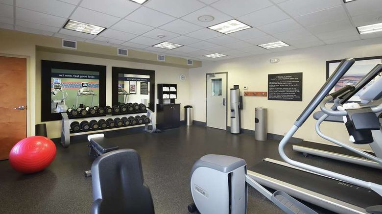 <b>Hampton Inn & Suites Tucson East Health</b>. Images powered by <a href="https://iceportal.shijigroup.com/" title="IcePortal" target="_blank">IcePortal</a>.