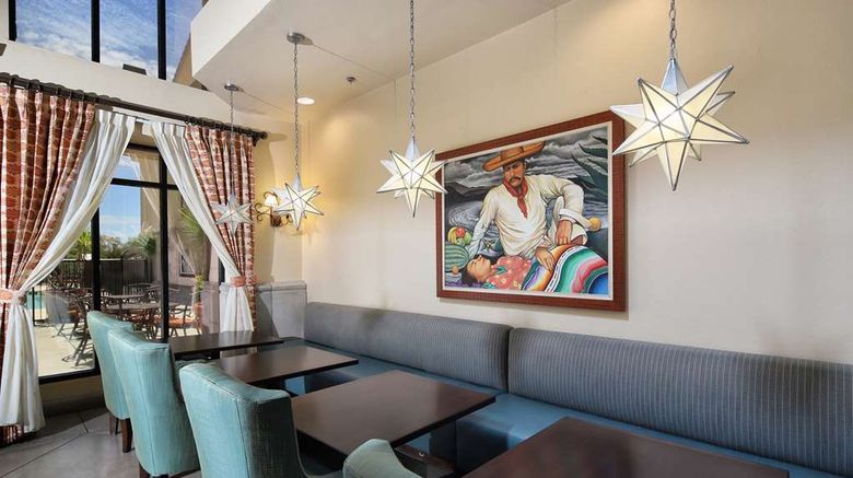 <b>Hampton Inn & Suites Tucson Mall Restaurant</b>. Images powered by <a href="https://iceportal.shijigroup.com/" title="IcePortal" target="_blank">IcePortal</a>.