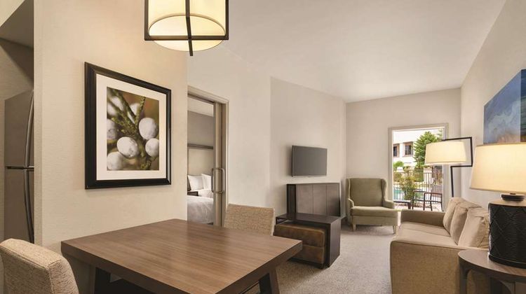 Homewood Suites St Philip's Plaza Univ Room