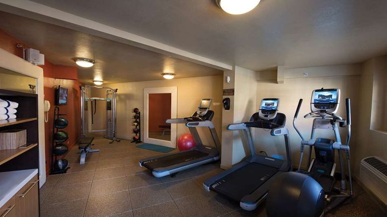 <b>DoubleTree Suites Williams Center Health</b>. Images powered by <a href="https://iceportal.shijigroup.com/" title="IcePortal" target="_blank">IcePortal</a>.