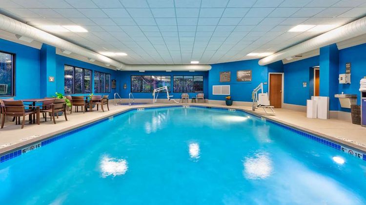 Hampton Inn Traverse City Pool