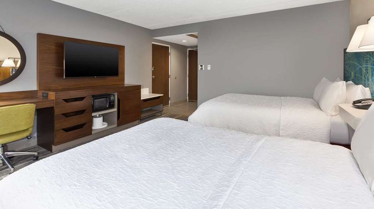 Hampton Inn Traverse City Room
