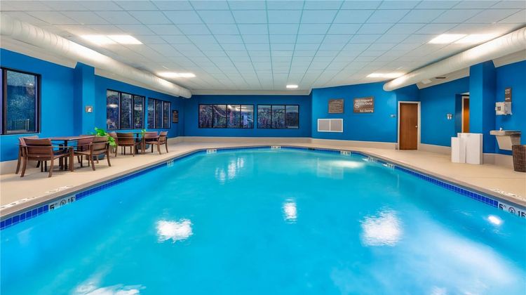 Hampton Inn Traverse City Pool