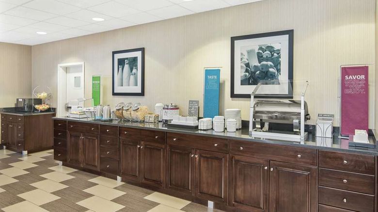 <b>Hampton Inn Thomasville Restaurant</b>. Images powered by <a href="https://iceportal.shijigroup.com/" title="IcePortal" target="_blank">IcePortal</a>.