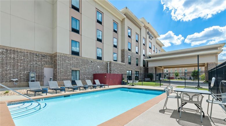 <b>Hampton Inn Texarkana Pool</b>. Images powered by <a href="https://iceportal.shijigroup.com/" title="IcePortal" target="_blank">IcePortal</a>.