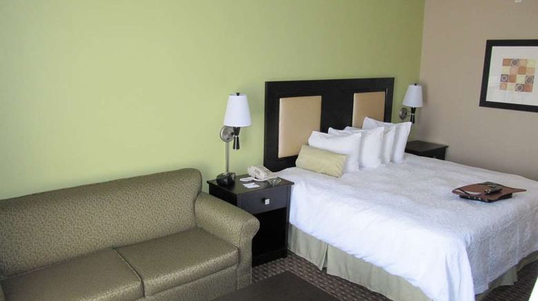 <b>Hampton Inn Lindale/Tyler Room</b>. Images powered by <a href="https://iceportal.shijigroup.com/" title="IcePortal" target="_blank">IcePortal</a>.