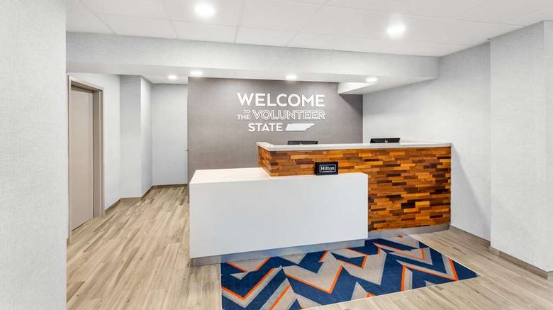 <b>Hampton Inn Knoxville Arpt Lobby</b>. Images powered by <a href="https://iceportal.shijigroup.com/" title="IcePortal" target="_blank">IcePortal</a>.