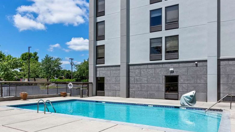<b>Hampton Inn Knoxville Arpt Pool</b>. Images powered by <a href="https://iceportal.shijigroup.com/" title="IcePortal" target="_blank">IcePortal</a>.