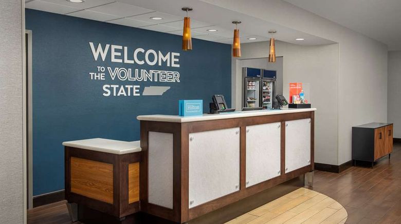 <b>Hampton Inn Clinton Lobby</b>. Images powered by <a href="https://iceportal.shijigroup.com/" title="IcePortal" target="_blank">IcePortal</a>.