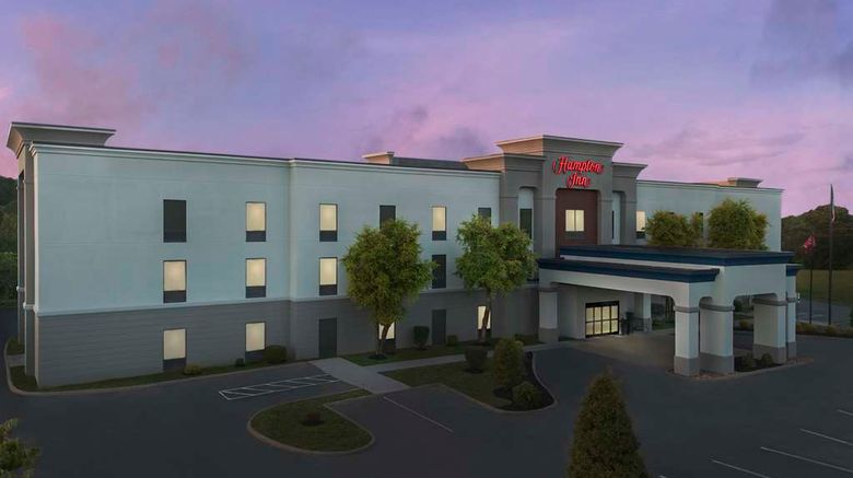 <b>Hampton Inn Dandridge Exterior</b>. Images powered by <a href="https://iceportal.shijigroup.com/" title="IcePortal" target="_blank">IcePortal</a>.
