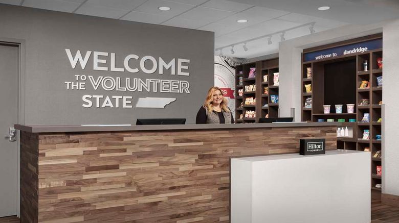 <b>Hampton Inn Dandridge Lobby</b>. Images powered by <a href="https://iceportal.shijigroup.com/" title="IcePortal" target="_blank">IcePortal</a>.