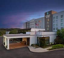 Embassy Suites Knoxville West Exterior