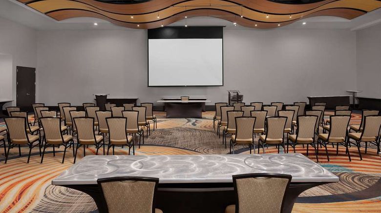 <b>Embassy Suites Knoxville West Meeting</b>. Images powered by <a href="https://iceportal.shijigroup.com/" title="IcePortal" target="_blank">IcePortal</a>.