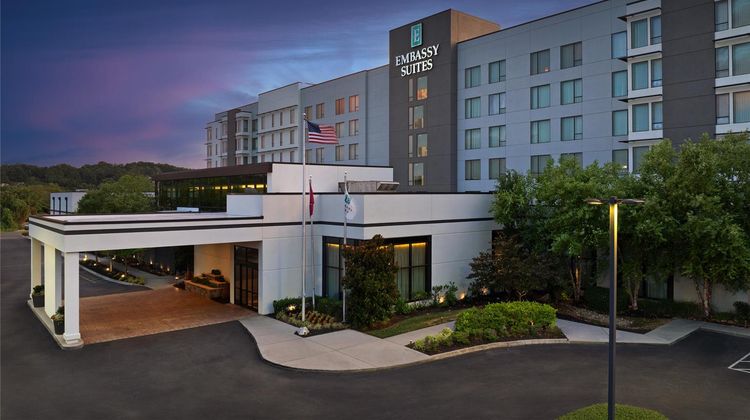 Embassy Suites Knoxville West Exterior