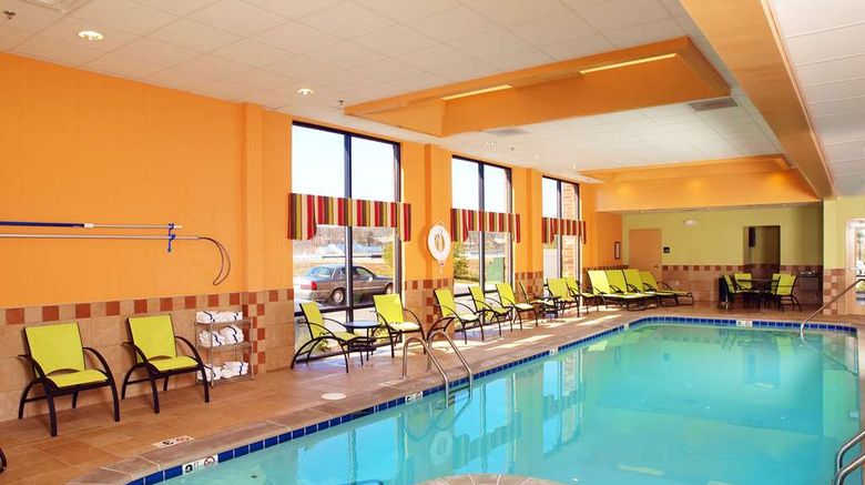 <b>Hampton Inn Knoxville-I-75 North Pool</b>. Images powered by <a href="https://iceportal.shijigroup.com/" title="IcePortal" target="_blank">IcePortal</a>.