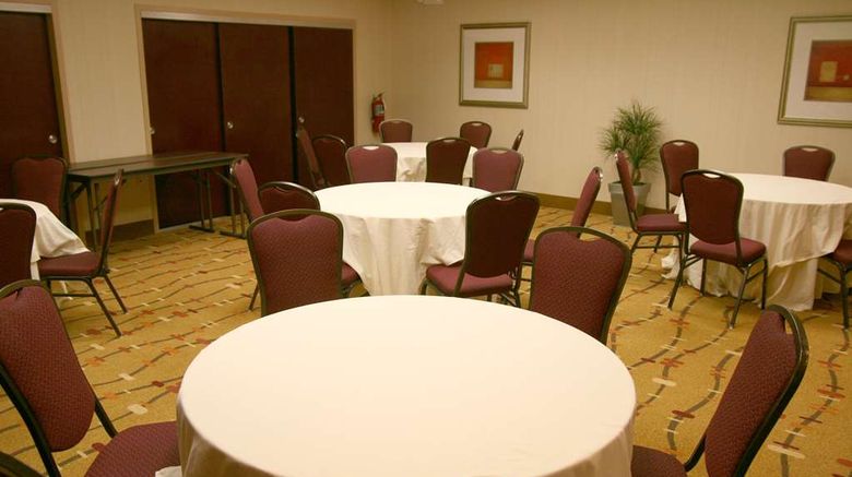 <b>Hampton Inn Knoxville-I-75 North Meeting</b>. Images powered by <a href="https://iceportal.shijigroup.com/" title="IcePortal" target="_blank">IcePortal</a>.