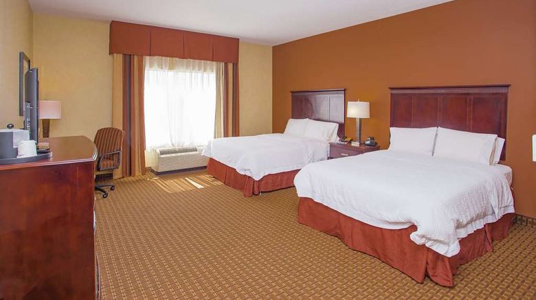 <b>Hampton Inn & Suites Sevierville Room</b>. Images powered by <a href="https://iceportal.shijigroup.com/" title="IcePortal" target="_blank">IcePortal</a>.